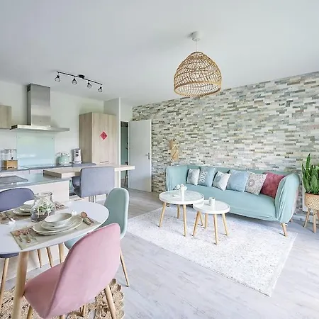 Le Cocon Boheme Chic Apartment
